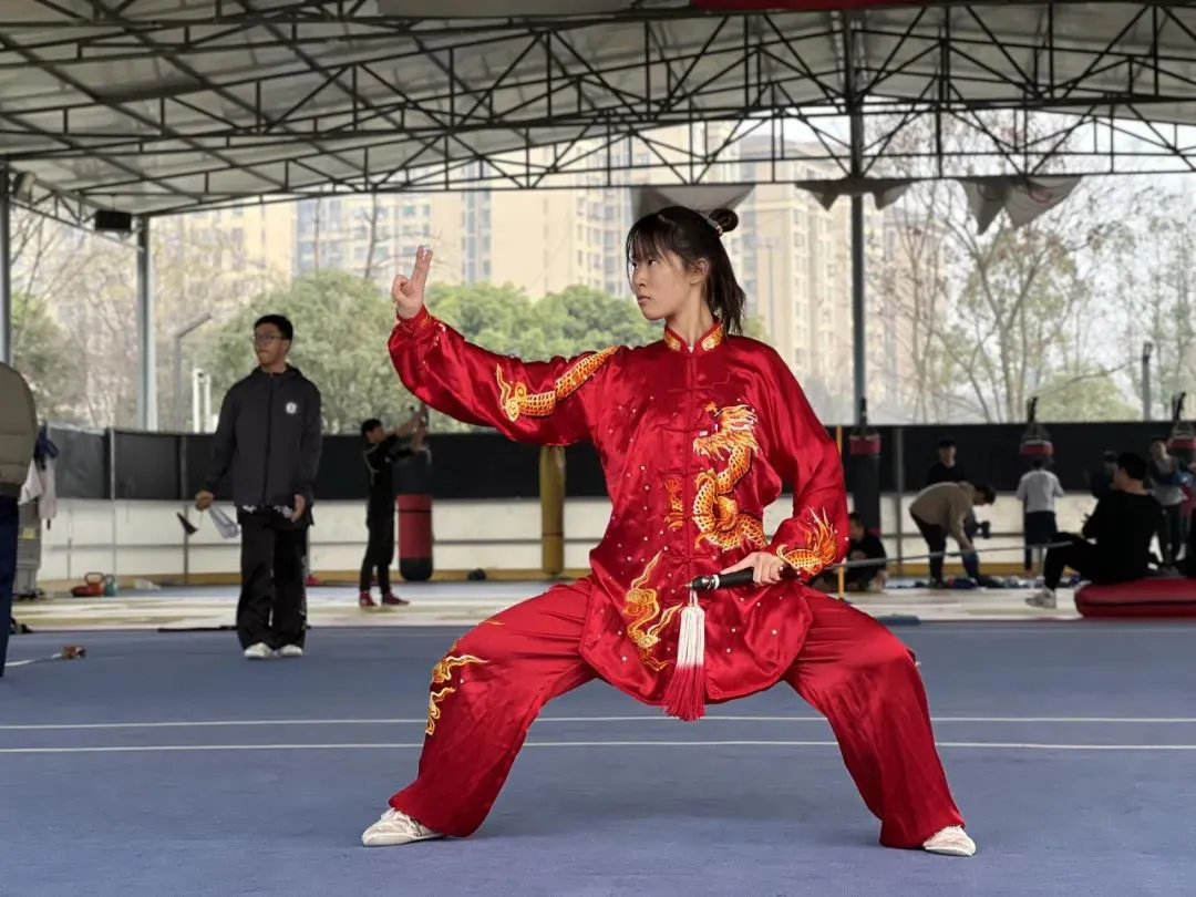 如何设计自己的篮球模拟训练计划_1